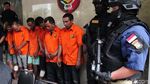 Para Tersangka Kasus Kejahatan Dijejer di Polda Metro Jaya