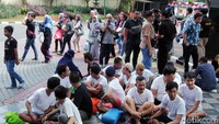 334 tersangka itu tidak hanya melakukan kerusuhan di Jatibaru, Tanah Abang, Jakarta Pusat. Beberapa di antaranya adalah tersangka kerusuhan 22 Mei di kawasan Jakarta Barat.