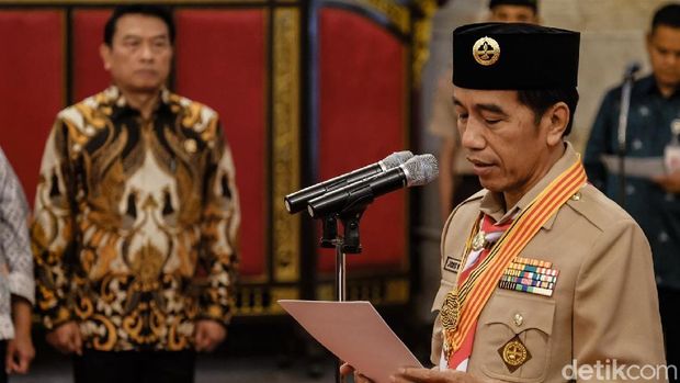 Jokowi Lepas Kontingen Gerakan Pramuka ke Jambore se-Dunia di AS