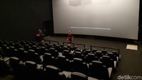 Atraksi ini bisa dinikmati oleh semua umur. Yang dilarang adalah merekam film di dalam studio dengan ponsel atau alat perekam lainnya. (Bonauli/detikTravel)