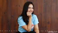 Mantan kekasih Mischa Chandrawinata itu baru tahu jika pernikahan bisa sangat merepotkan.