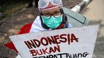 Demo Tolak Impor Sampah di Depan Dubes AS