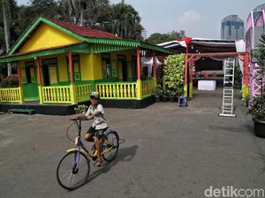 Arti Tersembunyi Rumah Adat Betawi yang Punya Gigi Balang-Tiang Guru