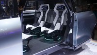 Mobil yang memiliki desain futuristik ini berstatus world premiere. Mobil konsep berjenis MPV hybrid ini pertama kali dipamerkan ke masyarakat di GIIAS yang berlangsung di Indonesia Convention Exhibition.