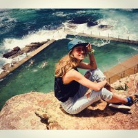  Nama Ondria jadi perhatian setelah ia berjalan jadi model di acara Marc Jacobs pada 2012. Saat itu, ia dilaporkan berusia 14 tahun, dan itu melanggar peraturan yang menetapkan bahwa semua model harus setidaknya berjalan di runway setidaknya berusia 16 tahun. Foto: Instagram