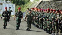 Upacara pembukaan Latgabma Malindo Darsasa-10AB/2019 dipimpin oleh Wakil Komandan Jenderal (Wadanjen) Kopassus, Brigjen TNI Mohamad Hasan.