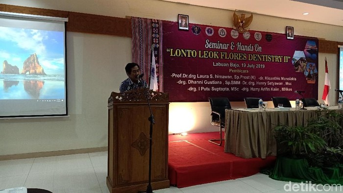 Data menyebut rata-rata orang Indonesia punya 7 gigi bermasalah (Foto: Aditya Mardiastuti/detikHealth) Data menyebut rata-rata orang Indonesia punya 7 gigi bermasalah (Foto: Aditya Mardiastuti/detikHealth)