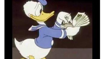 Pemilik FaceApp menghitung uang setelah menjual data user. Foto: Twitter