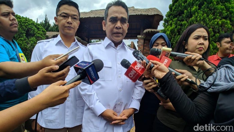 Prabowo Bentuk Tim Seleksi Pimpinan DPR-DPRD dari Gerindra Prabowo Bentuk Tim Seleksi Pimpinan DPR-DPRD dari Gerindra