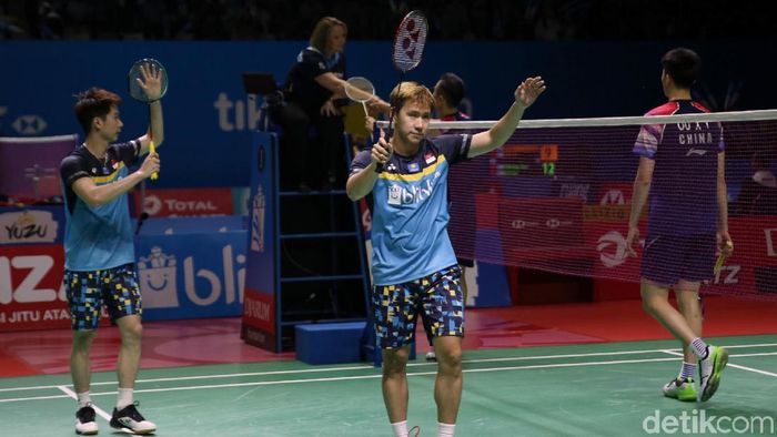 Kevin Sanjaya Sukamuljo/Marcus Fernaldi Gideon menjuarai Denmark Open 2019. (Foto: Agung Pambudhy)