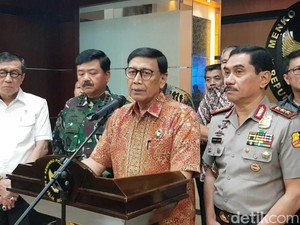 Wiranto Tegaskan Eks HTI Dilarang Sebar Paham Khilafah!