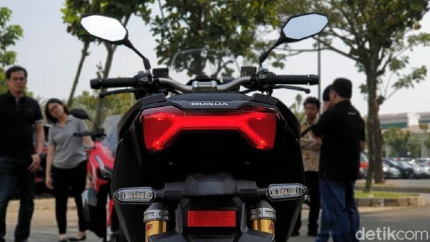Honda ADV 150