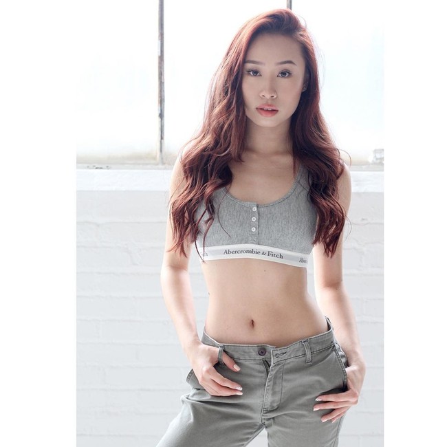 Kathy Zhu lahir di China dan berimigrasi bersama keluarganya ke Amerika Serikat saat berusia lima tahun. Foto: Instagram/@katzhux