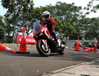 GIIAS 2019: Jadi Buah Bibir, Apa Beda ADV 150 dengan PCX?