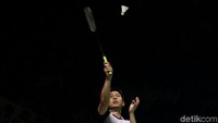 Di gim ketiga, Hendra/Ahsan mengambil alih kendali permainan untuk memimpin 11-8 saat interval. Hoki/Kobayashi kemudian menyamakan dalam kedudukan 14-14. Namun, Ahsan/Hendra tidak terbendung guna mengakhiri perlawanan ganda Jepang itu.
