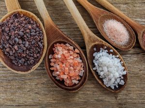 5 Jenis Garam yang Umum Dipakai Masak, Mana Lebih Sehat?