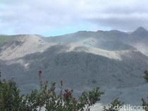 Apakah Gunung Bromo Masih Aktif? Ini Status Terbarunya