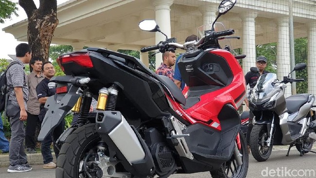 Menjajal Skutik Penjelajah 150 cc Honda ADV 150, Pertama di Dunia