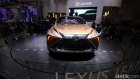 Di pameran GIIAS kali ini, Lexus Indonesia menghadirkan Lexus LF-1 Limitless Concept, yang merupakan aspirasi masa depan dari SUV mewah.