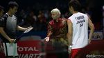 Tampil Beda, Wasit Indonesia Open Pakai Batik dan Lurik