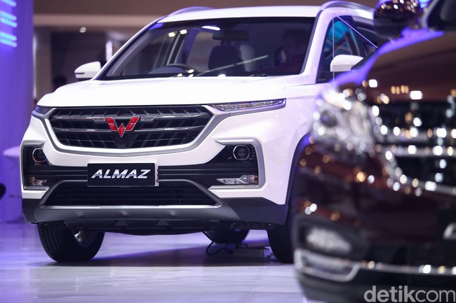 Berita Populer: Kejutan Wuling Almaz, Harga Suzuki Jimny