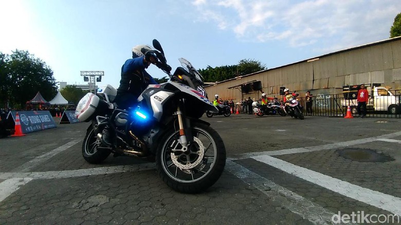 Suroboyo Riding Fest 2019, Ribuan Bikers Jadi Pelopor Aman Berkendara Suroboyo Riding Fest 2019, Ribuan Bikers Jadi Pelopor Aman Berkendara