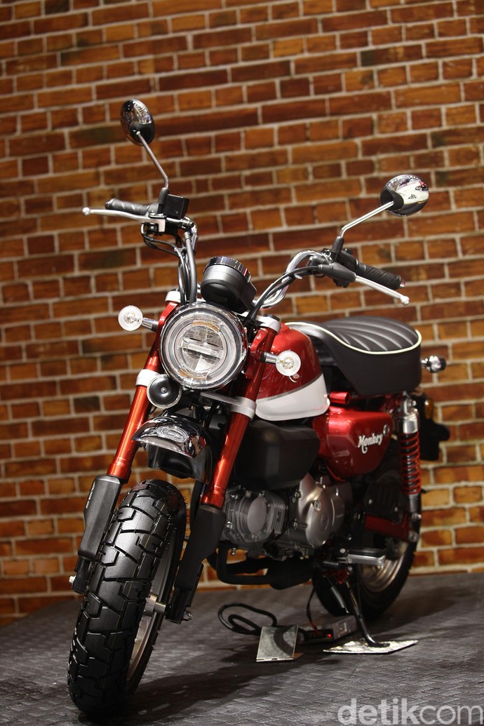 Honda Luncurkan Motor Imut Monkey, Harga Rp 65 Juta!