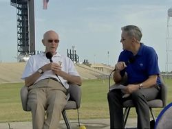 Momen Astronot Penakluk Bulan Mengeluh pada Trump