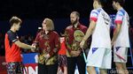 Tampil Beda, Wasit Indonesia Open Pakai Batik dan Lurik