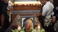 Rencananya, jenazah Arswendo Atmowiloto akan dimakamkan di San Diego Hills, Karawang, hari ini. Foto: Noel/detikHOT