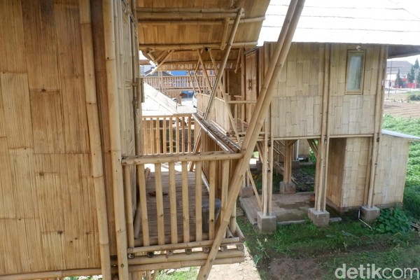 Konsep homestay sengaja dibuat ramah lingkungan. Mengingat saat ini bangunan di Dieng belum terarah apalagi ramah lingkungan (Uje Hartono/detikcom) Konsep homestay sengaja dibuat ramah lingkungan. Mengingat saat ini bangunan di Dieng belum terarah apalagi ramah lingkungan (Uje Hartono/detikcom)