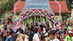 Suasana Lebaran Betawi di Monas