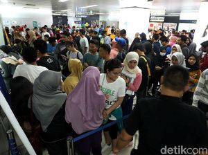 MRT Jakarta Jadi Primadona Hiburan Warga Saat Liburan