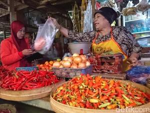 Lepas dari Jeratan Harga Cabai
