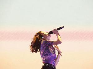 WTF Hari ke-2: Seksinya Anne Marie hingga Daniel Caesar yang Romantis