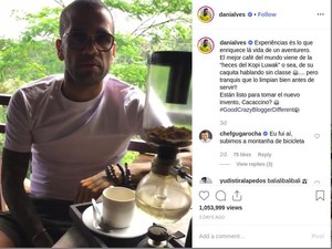 Dani Alves Coba Kopi Luwak Bali: Terbaik di Dunia