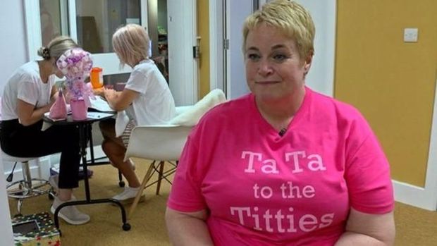 Polly tak ingin hidup dalam kekhawatiran terkena kanker.