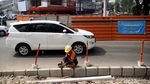 Penampakan Proyek Trotoar Cikini yang Bikin Macet