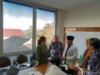 Menkes meninjau pelayanan geriatri di RSUP dr Sardjito, Senin (22/7/2019).