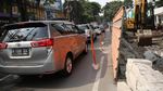 Jalan Menyempit, Cikini Raya Padat Merayap