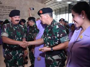 57 Pati TNI Naik Pangkat