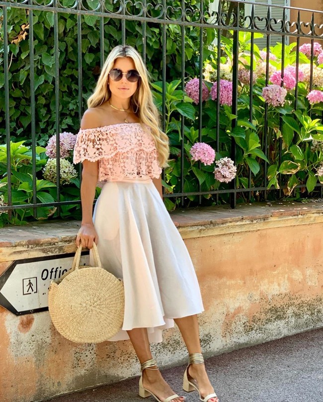 Ini Sylvie Meis, model top Belanda keturunan Indonesia yang pernah dijuluki sebagai Wanita Terseksi Belanda pada 2003 versi jajak pendapat RTL. Ia merupakan mantan istri pesepakbola Rafael Van der Vaart. Foto: Instagram @sylviemeis