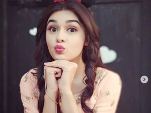 Pesona Eisha Singh, Bintang Serial Ishq Subhan Allah
