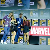 Aktris Tessa Thompson turut menghadiri acara jumpa fans sekaligus pengumuman film Thor terbaru, Thor: Love and Thunder di Comic Con 2019, Sabtu  (20/7/2019). Acara tersebut turut dihadiri pemeran Thor, Chris Hemsworth, Natalie Portman dan sang sutradara, Taika Waititi. (Foto: Alberto E. Rodriguez/Getty Images for Disney)