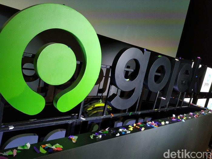 Logo baru Gojek
