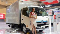 Hino menampilkan sejumlah bus dan truk di pameran otomotif Gaikindo Indonesia International Auto Show (GIIAS) 2019, yang diselenggarakan di Ice BSD, Tangerang.