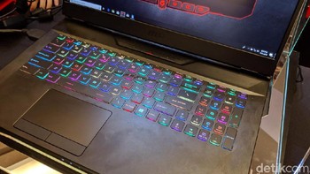Notebook ini menawarkan kinerja yang super ngebut. (Foto: Adi Fida Rahman/detikINET)