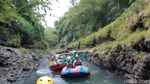 Foto Arung Jeram di Kali Elo Magelang Saat Matahari Terbenam