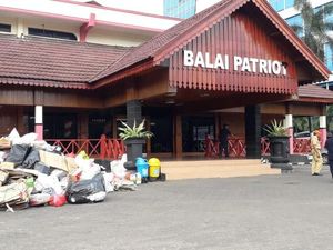 Canangkan Kantor Bersih, ASN Kota Bekasi Diwajibkan Sedekah Sampah Plastik