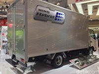 Hino Dutro Hybrid